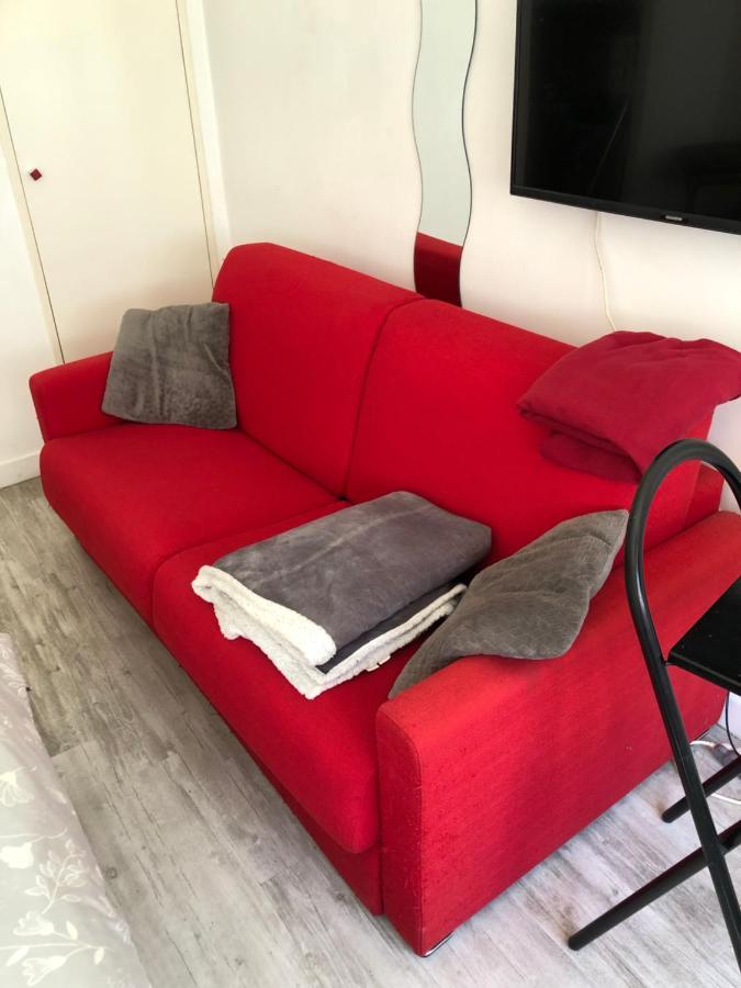 Studio Dsok Marina Apartment Villeneuve-Loubet Bagian luar foto